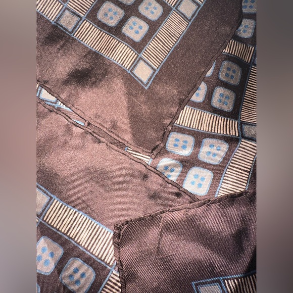 YSL - Picture 4 of 7